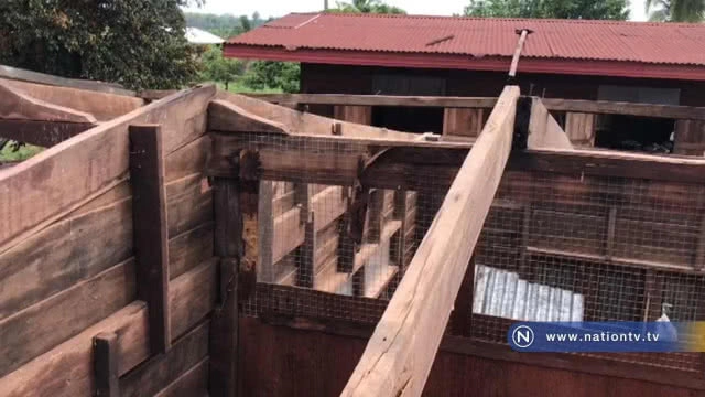 พายุถล่ม! บ้านพังเสียหาย 2 อำเภอ