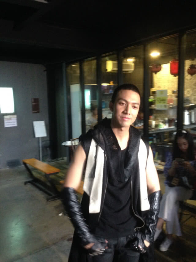 "กั้ง" เผย เปลี่ยนชื่อแล้ว จาก "วรกร เป็น กร"