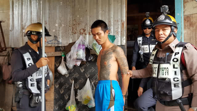 เฒ่าชราวัย 72 ปี สุดทน แจ้งจับหลานเมายาบ้าทำลายทรัพย์สิน
