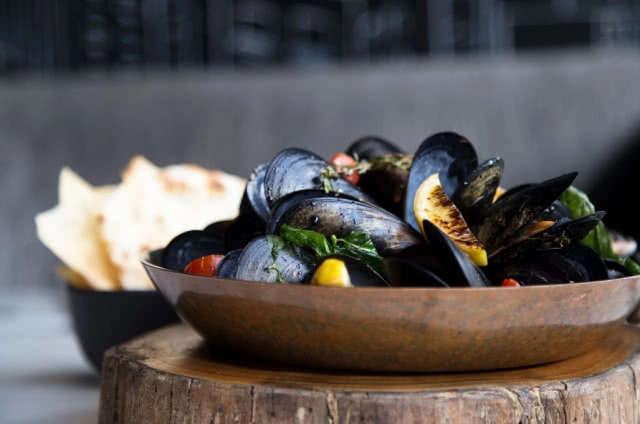 U CAN EAT MEET กับปูน : อร่อยสดส่งตรงจาก"เกาะซาร์ดิเนีย ประเทศอิตาลี"