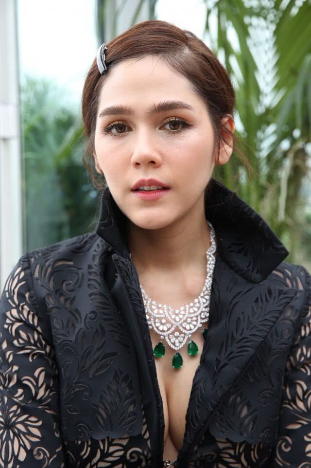 ส่องแฟชั่น "ขุ่นแม่ชม" ที่เมืองคานส์(ภาพ)
