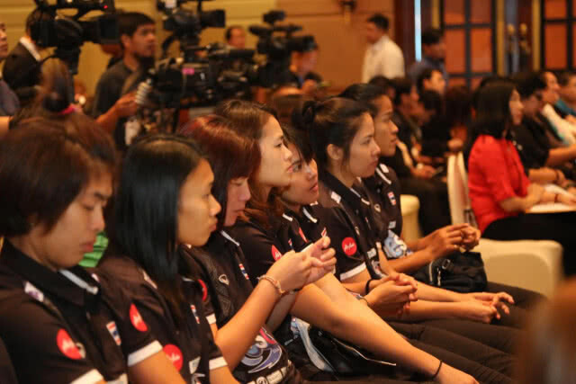 ส่งใจเชียร์!! วอลเลย์สาวไทย ลุยเนชั่นส์ ลีก 2018