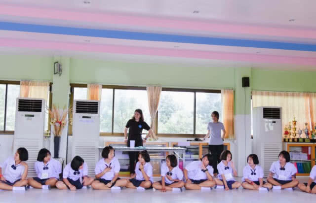 ให้การศึกษา…เท่ากับให้ชีวิต ร่วม"ทอดผ้าป่าร้อยพลังการศึกษา"