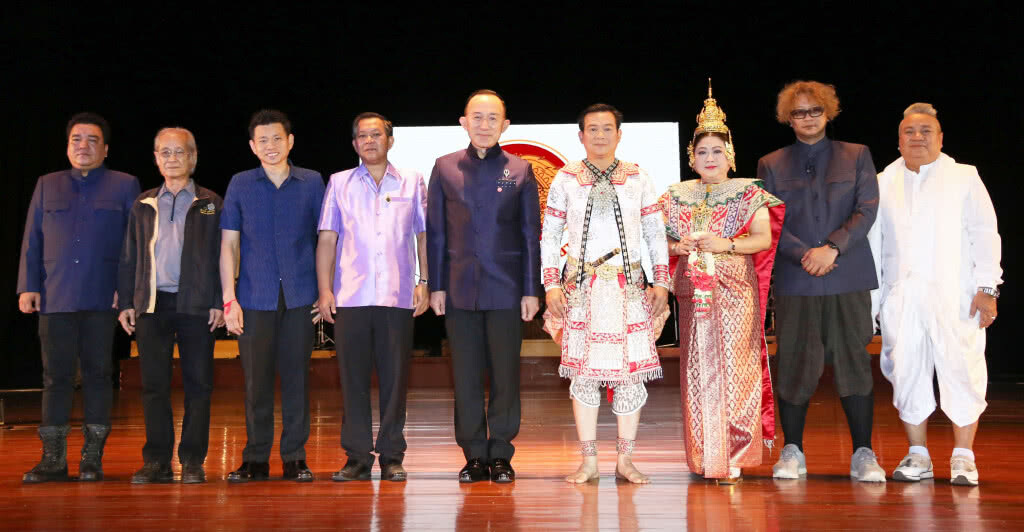 ทิพยประกันภัยเปิดตัวโครงการ ทิพยศิลป์แห่งสยาม ทิพยประกันภัยเปิดตัวโครงการ ทิพยศิลป์แห่งสยาม