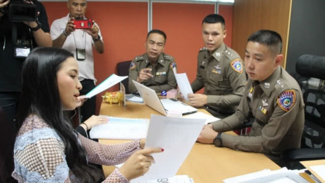 "เบลล่า"นัดตร.สัปดาห์หน้า ผู้ค้าตลาดใหม่ดอนเมืองแฉสิ้น