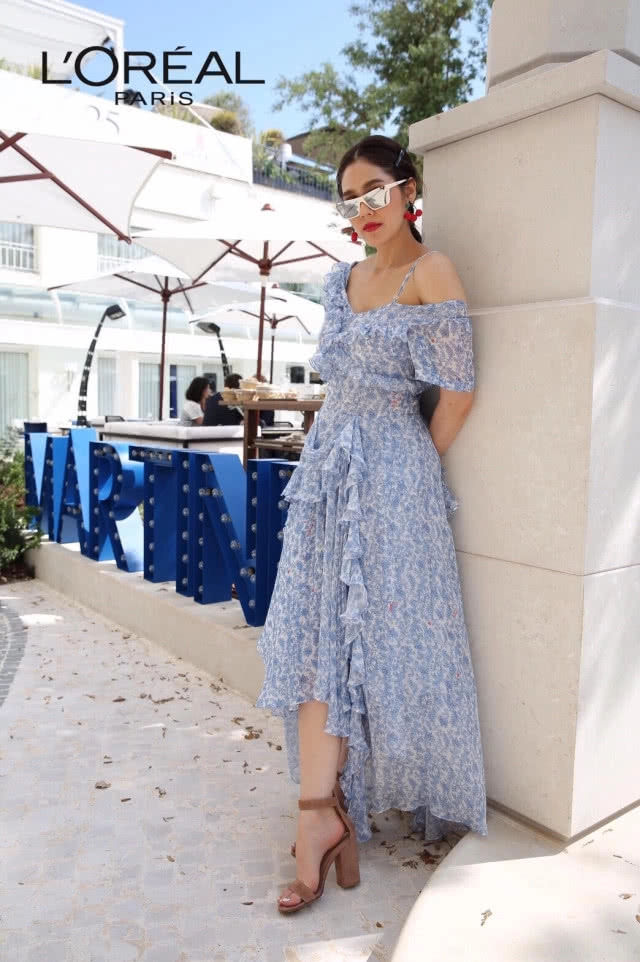 ส่องชุดเดินเล่นชายหาด "ขุ่นแม่ชม" หลังเดินพรมแดง