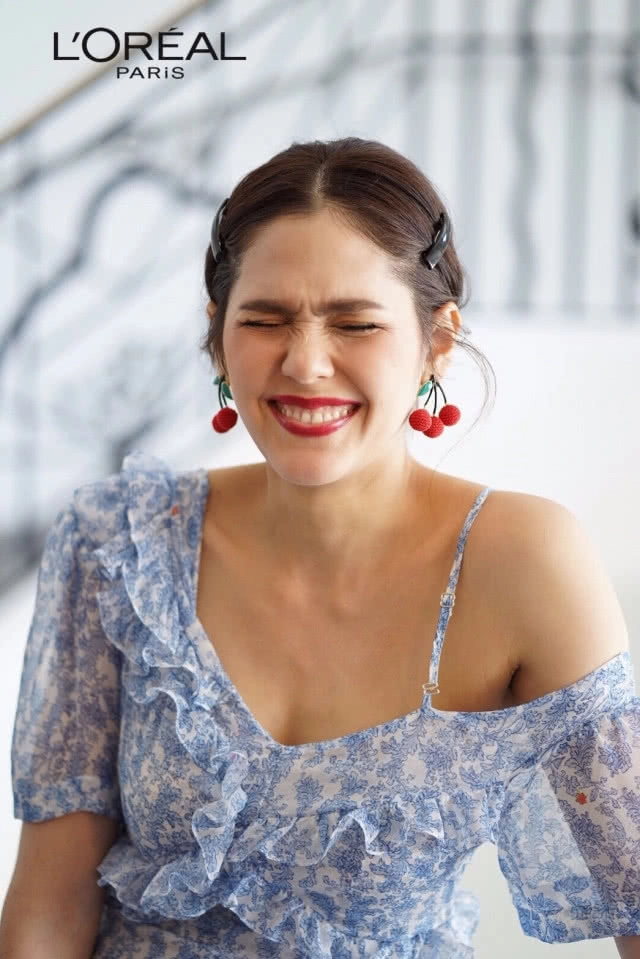 ส่องชุดเดินเล่นชายหาด "ขุ่นแม่ชม" หลังเดินพรมแดง