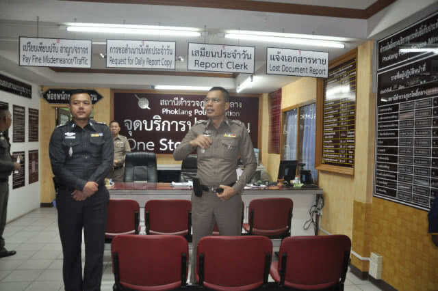 รวบหนุ่มทวงหนี้โหดแม่ค้าก๋วยเตี๋ยวที่โคราช(มีคลิป)