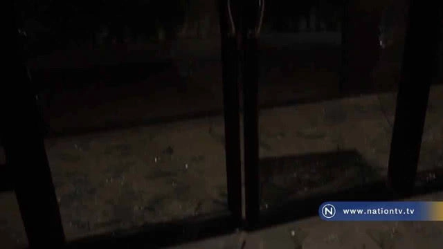 วัยรุ่นคลั่ง! บุก "ทุบกระจก" คอนโดมิเนียมกลางเมืองหาดใหญ่