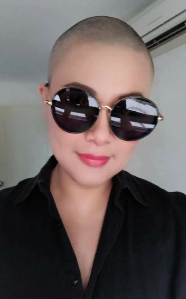 แฟนๆ ส่งกำลังใจ "แอ้ม-สโรชา" ผู้ประกาศข่าวชื่อดัง