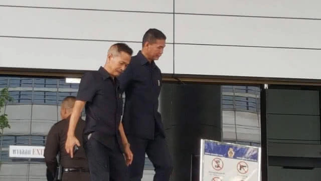 เลื่อนอ่านฎีการอบ 2 ฟ้อง "พ.ต.อ.สมิง-ลูกน้อง" ยัดคดียาบ้า