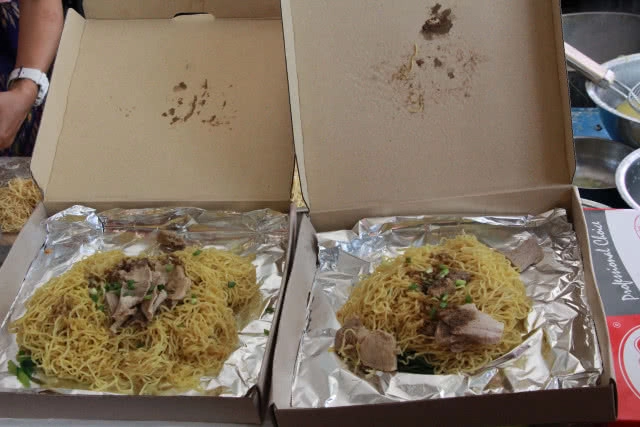 ชิมบะหมี่จับกังที่พิษณุโลก อิ่มอร่อยในชามเดียว