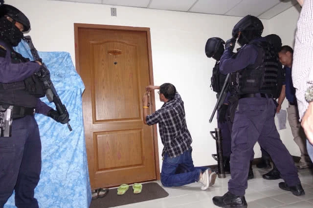 "บิ๊กโจ๊ก" ไม่หวั่นจับ "สันธนะ" อดีตนักเรียนนายร้อยตำรวจรุ่นพี่