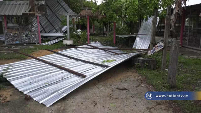 พายุถล่มบ้านโรงเรียนเสียหายหนัก "ยายแทบเอาชีวิตไม่รอด"