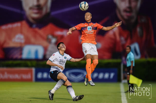 ราชรี โขกช่วงทดเจ็บ ดับฝันโลมา 2-1