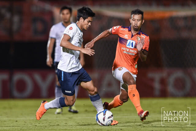 ราชรี โขกช่วงทดเจ็บ ดับฝันโลมา 2-1