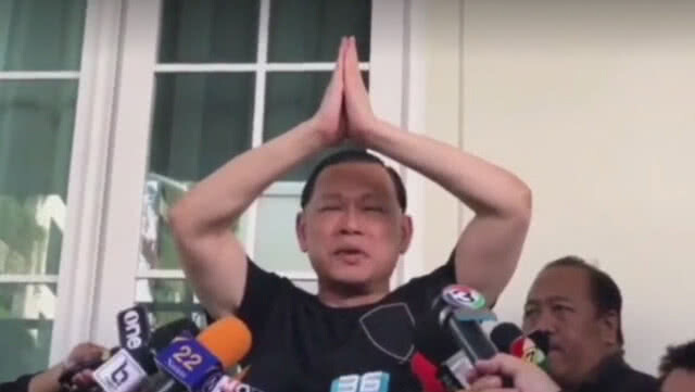 "สันธนะ" ใช้ชีวิตพ่อ-แม่เดิมพัน! (มีคลิป)