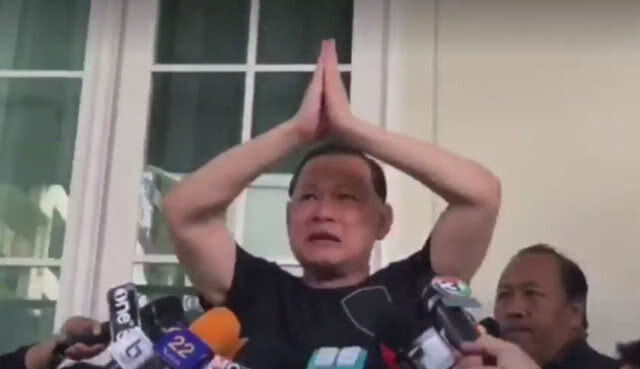 "สันธนะ" ใช้ชีวิตพ่อ-แม่เดิมพัน! (มีคลิป)