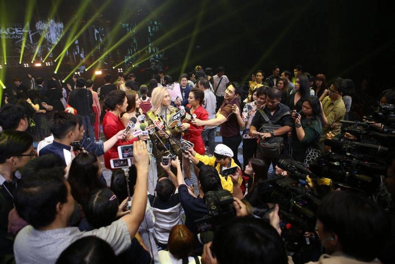 'เต้' ตอบ ทำไม 'พลอย' ไม่ร่วมปิด 'เดอะเฟชออลสตาร์'