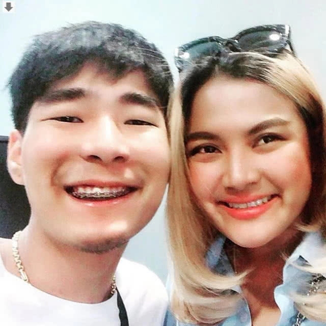 ส่องไอจี"โหน่ง ชาชาช่า" ดูรูป "บุหรี่" ลูกชาย 
"ผอมเพรียว"แทบจำไม่ได้!!!