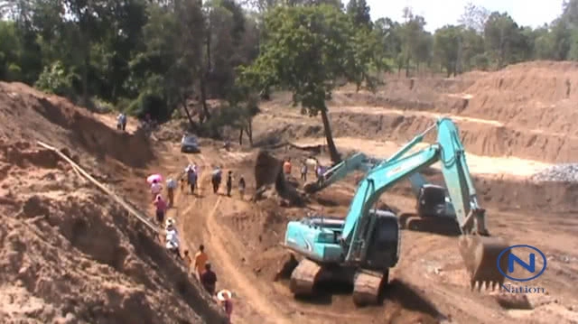 (คลิป) พบต้นตะเคียนทองยักษ์อายุนับพันปี