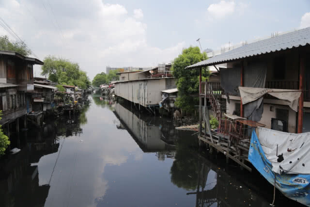 รื้อแล้ว!! พลาซ่า ริมน้ำ ในตลาดใหม่ดอนเมือง