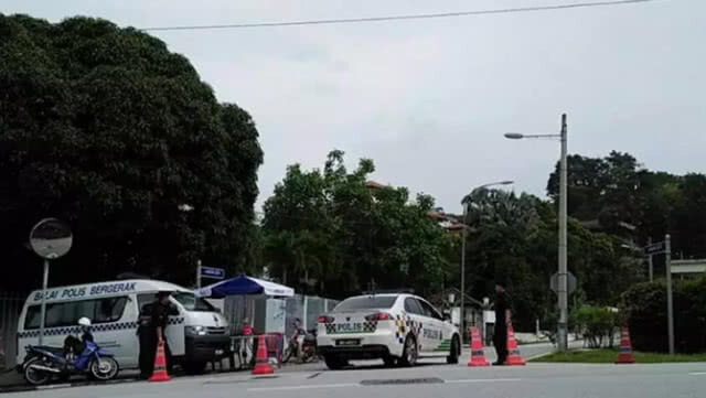 ส่อโดนกักบริเวณ!! ตร.มาเลย์ ปิดล้อมบ้านพัก "นาจิบ ราซัค"
