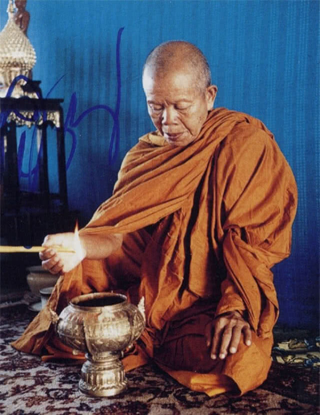 16 พ.ค. 2558 : 3 ปีละสังขาร  "เทพเจ้าแห่งด่านขุนทด"