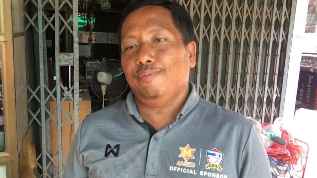 ฮือฮา ปลาช่อนสีทองให้โชคหนุ่มใหญ่(มีคลิป)