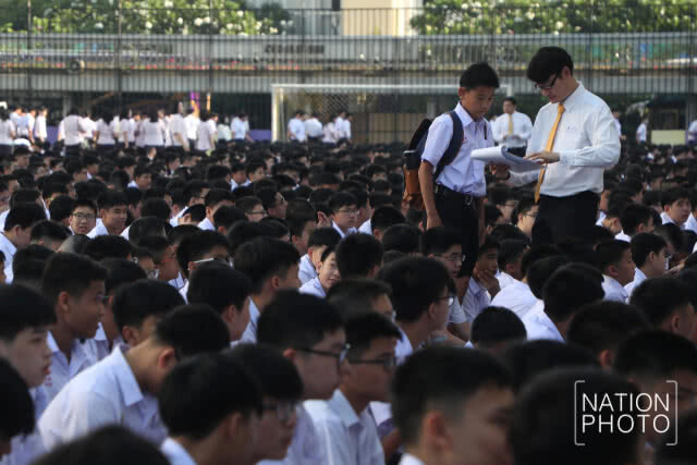 กรุงเทพคริสเตียน...เปิดเทอมวันแรก การจราจรคล่องตัว