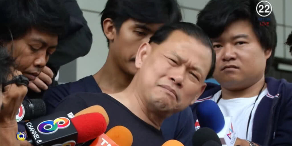 ตั้งคณะกรรมการถอดยศ "สันธนะ" ชี้ถ้าทำ ตร.เสียหาย โดนแน่! ตั้งคณะกรรมการถอดยศ "สันธนะ" ชี้ถ้าทำ ตร.เสียหาย โดนแน่!