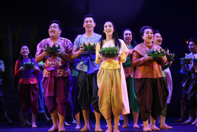 แม่นาค พระโขนง เดอะ มิวสิคัล : เรื่องแบบไทยกับความสามารถเต็มที่ของทีมงานไทย