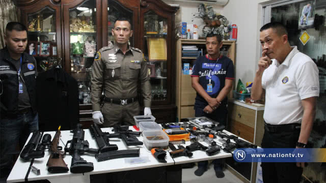 บุกค้นบ้านพักหรูเอี่ยวเงินทอนวัด พบพระผู้ใหญ่โอนเงินให้แม่บ้าน 25 ล้าน