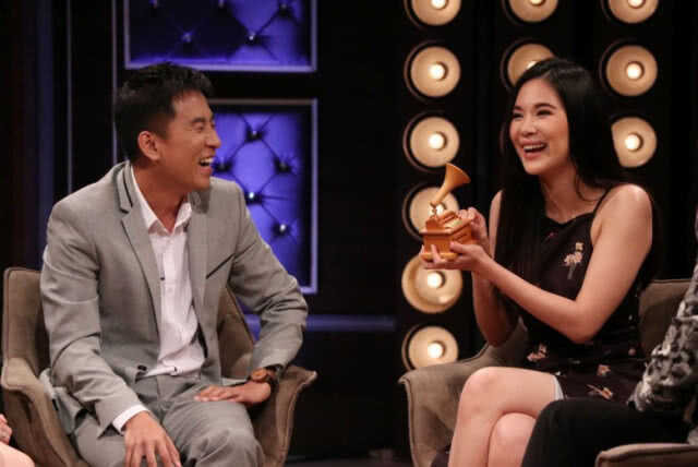 อะไรกันนี่!!  "โบวี่" มีปัญหาเรื่องการเข้าสังคม