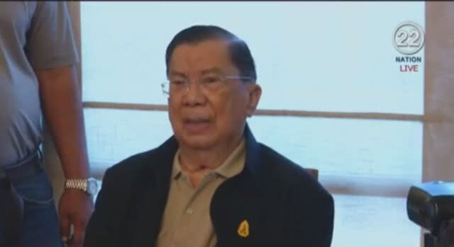"ชวลิต" ชู "รัฐบาลเฉพาะกาล" แก้นักการเมืองขัดแย้ง