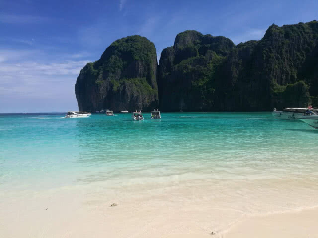 เร่งฟื้นวิกฤต "อ่าวมาหยา" นักท่องเที่ยวล้น ปะการังเสียหายหนัก
