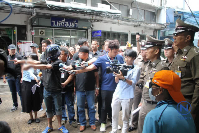 ตร.คุมตัวทำแผนหนุ่มประเคนหมัด-ศอกใส่ชายวัย50สลบเหมือด-เช็กประวัติโชกโชน!