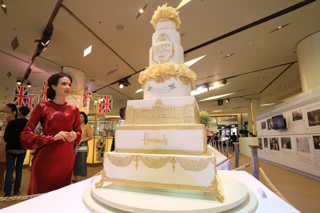 "Siam Paragon Celebrates the Royal Wedding in Collaboration with British Embassy Bangkok" (ภาพชุด)