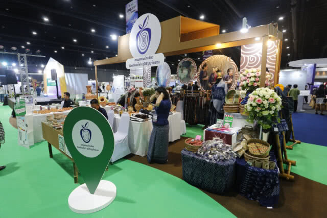 ปชช.แห่เข้างาน SME Transform ปลุกสตาร์ทอัพ-แนะนำเรื่องธุรกิจครบวงจร