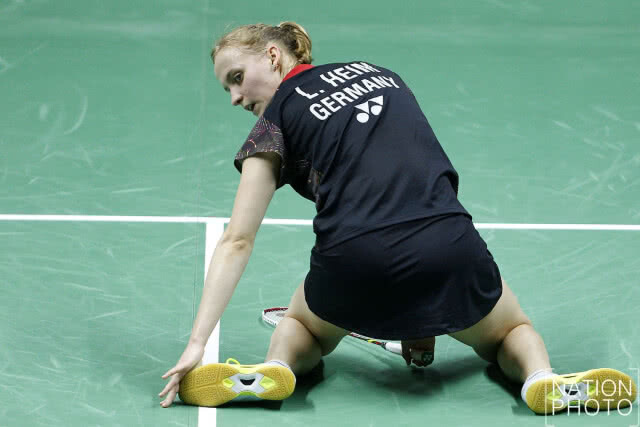 (ภาพชุด)"น้องเมย์" ชนะขาด 2 เซต ศึกโททัล บีดับบลิวเอฟ โธมัส-อูเบอร์คัพ ไฟนอล 2018 นัดแรก