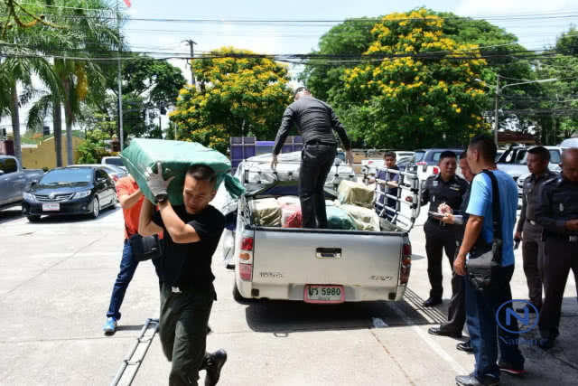 ผงะ! พบ"ยาบ้า"11ล้านเม็ดในรถจอดเสียกลางถนน