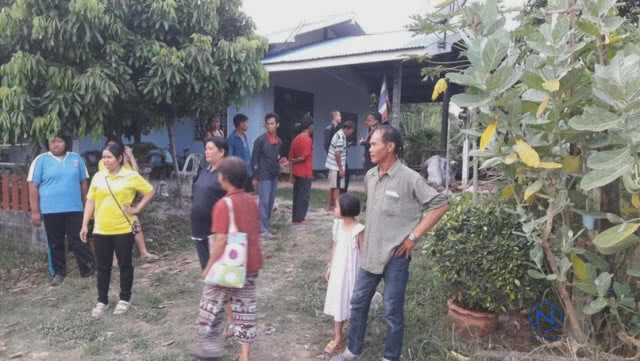 แม่ใจยักษ์!!
ยัด"ลูกแรกเกิด" ใส่ถุงปุ๋ย ทิ้งหน้าหมู่บ้าน