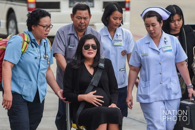 (ภาพชุด) รับศพลูกทัพฟ้า เครื่องบินซ้อมรบตก ปูนบำเหน็จ 7 ชั้นยศ