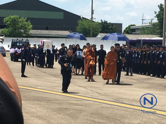 (ภาพชุด) กองทัพอากาศ จัดพิธีรับศพนักบินเครื่องบินขับไล่ L-39