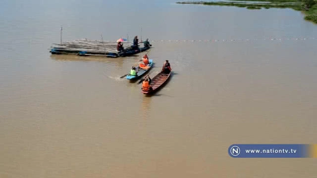 สีสัน! บุญเดือนหกแข่งพายเรือ "ปิดตา"หว่านแหบก