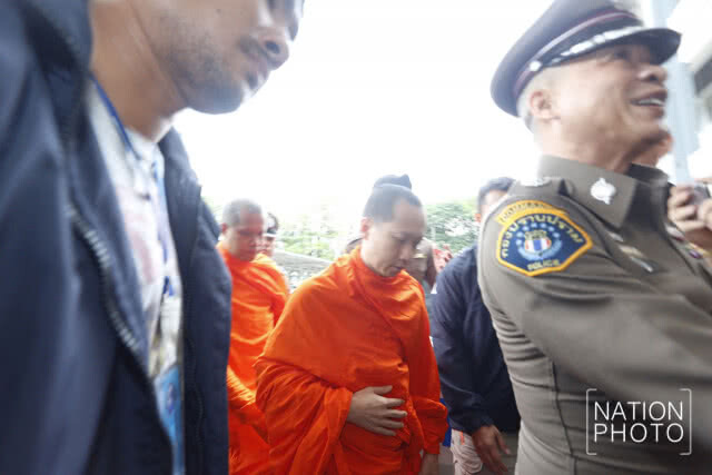 "ฐิติราช" สอบเอง! พระเอี่ยวเงินทอนวัด