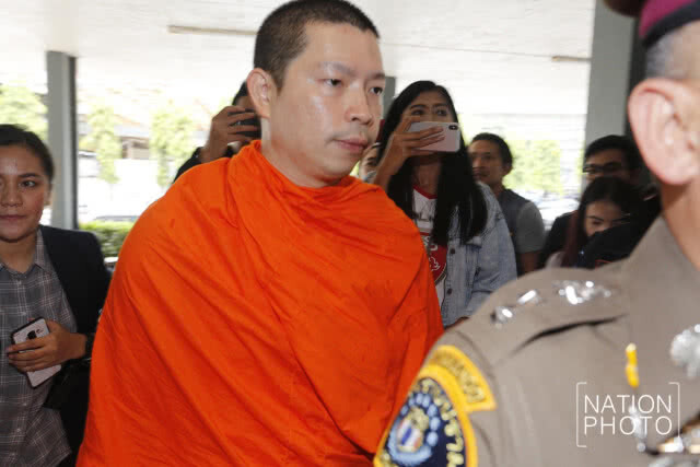 "ฐิติราช" สอบเอง! พระเอี่ยวเงินทอนวัด