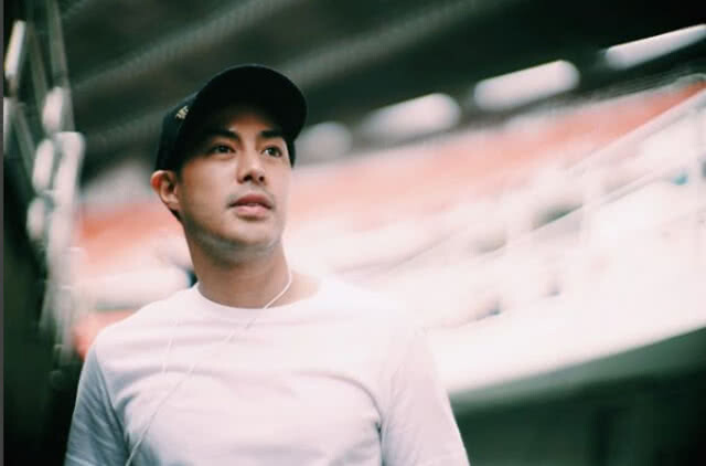 "ท็อป" แฮปปี้ "ใบเฟิร์น" หอบเค้กเซอร์ไพรส์วันเกิด