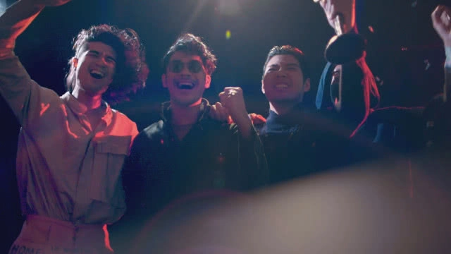 "เกทสึโนว่า" ชวนใช้ ชีวิตนอกกรอบ ผ่านเพลง "ชีวิตที่มีชีวิต"