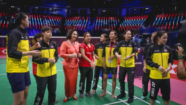 ทีมแบดสาวไทย เฉือนอินโดฯ 3-2 คู่ ลิ่วตัดเชือกอูเบอร์คัพ 2018(ภาพ)